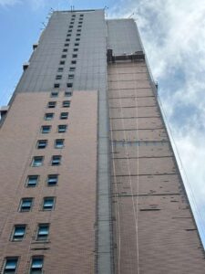 Instalação de cerâmica na fachada