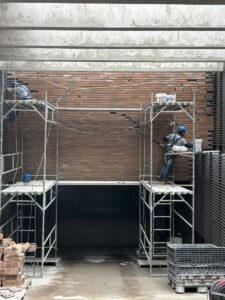 Execução de fachada ventilada – térreo