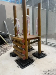 Instalação de equipamentos do playground