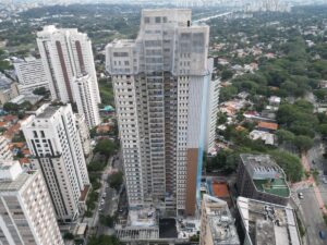 Vista geral – fachada início do mês
