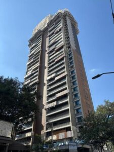Fachada – final do mês