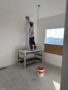 Execução de pintura dos apartamentos