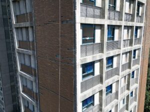 Colocação das cerâmicas da fachada