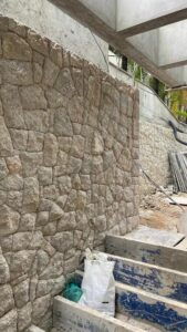 Pedra Moledo na área comum