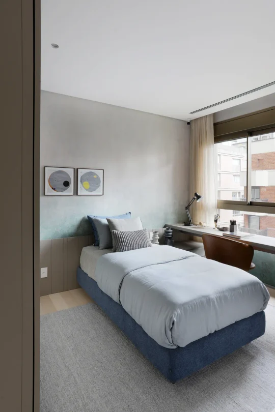 Quarto menino