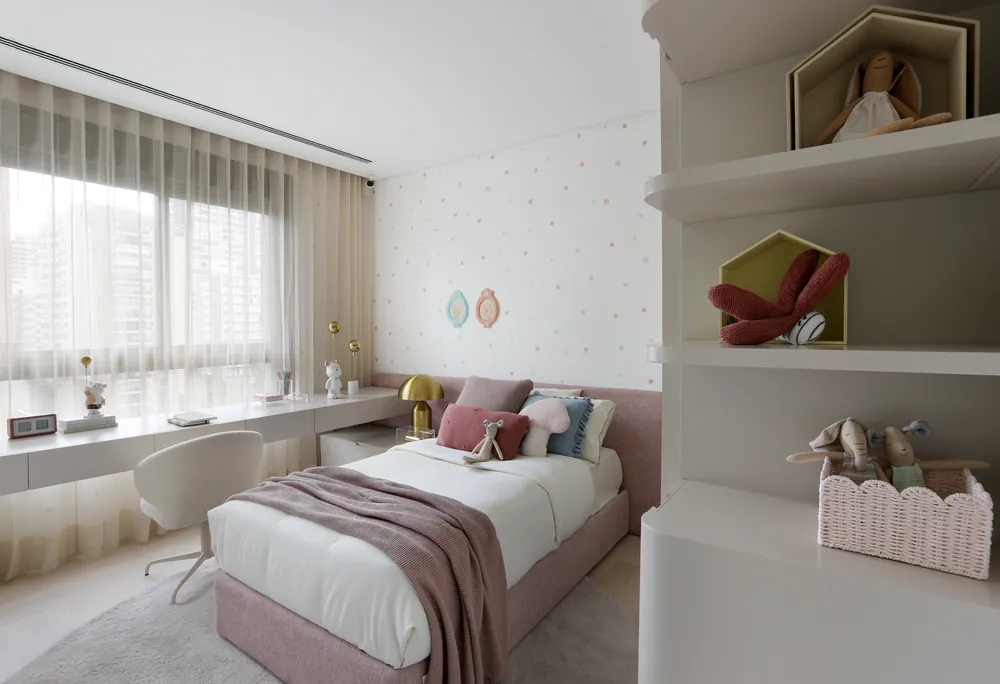 Quarto menina