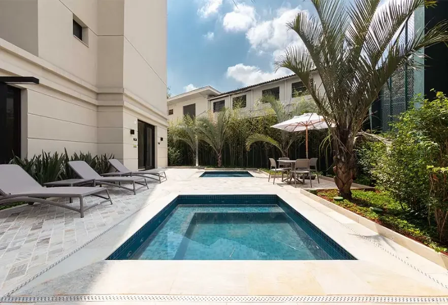 Piscina Externa — depois