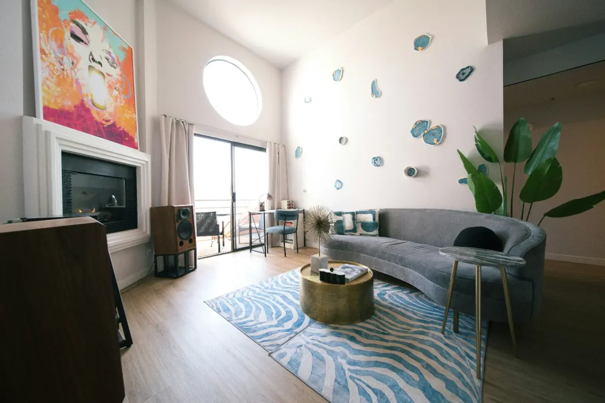 Sala de apartamento decorada